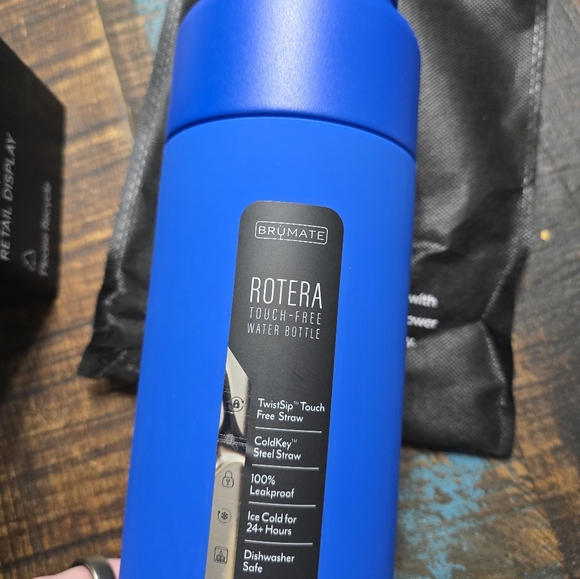 BrüMate Rotera 35oz - Picture 2 of 7
